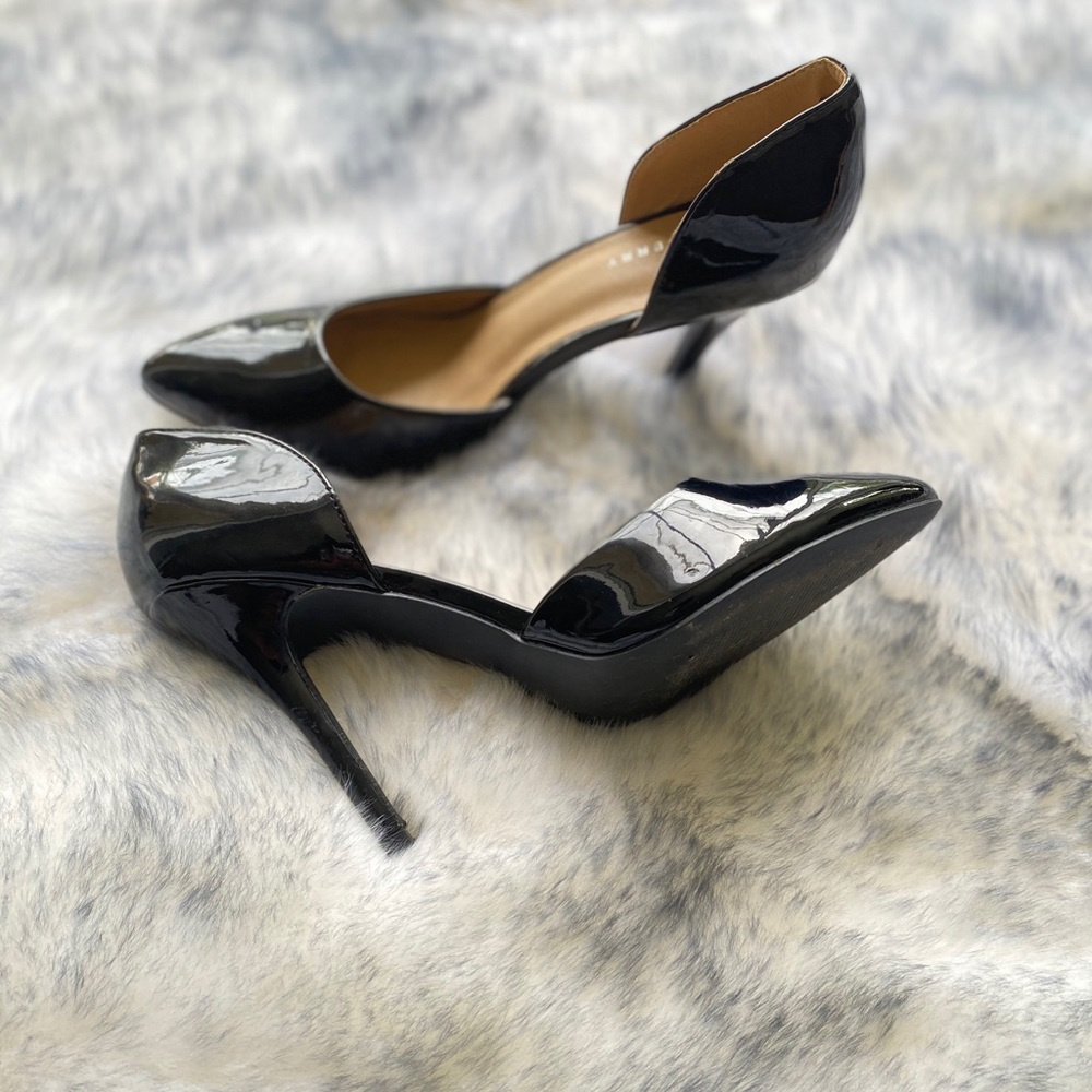 Black patent heels